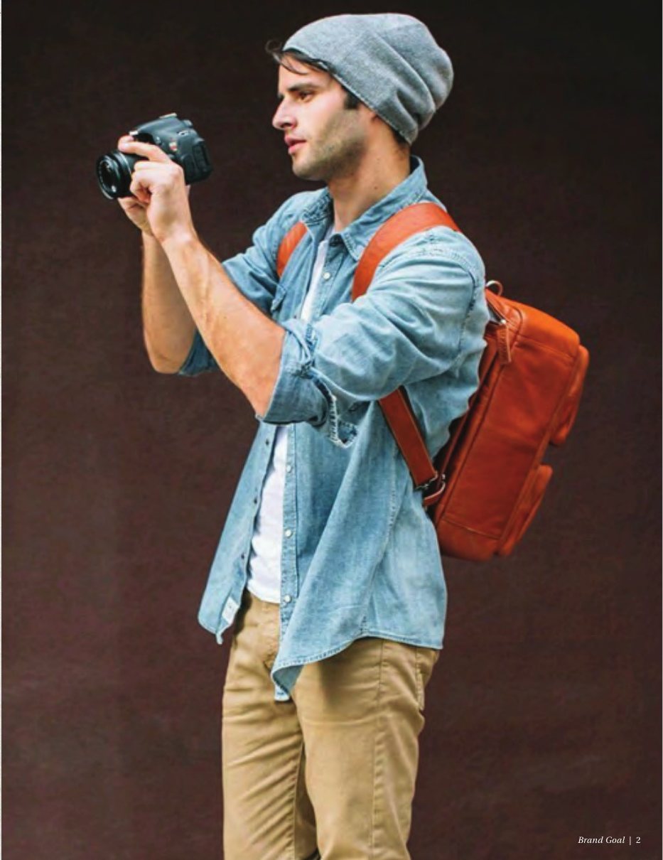 Lifestyle photo: photographer with backpack