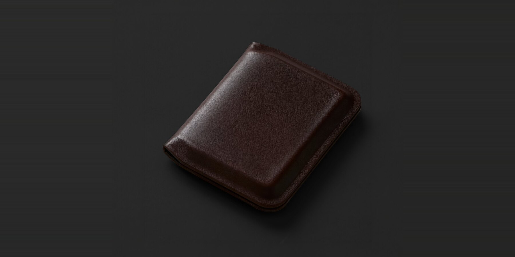 Men’s leather bifold wallet, the category at the centre of the strategy