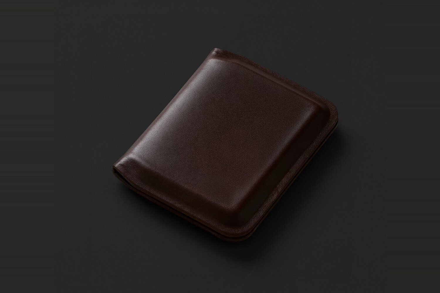 Men&rsquo;s leather wallet, the category at the centre of the strategy